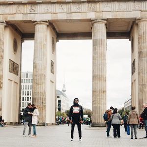 Meet your Posher, Graison